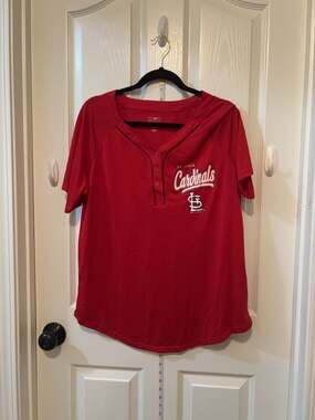 St. Louis Cardinals MLB Campus Lifestyle Red Henley Jersey Shirt XL